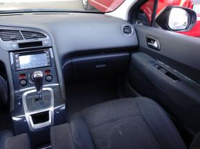 Peugeot 5008  1.6 HDi 