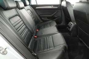 Volkswagen Passat  2.0 TDI R-Line 