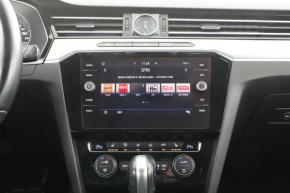 Volkswagen Passat  2.0 TDI R-Line 