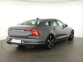 Volvo S90  D4 AWD 