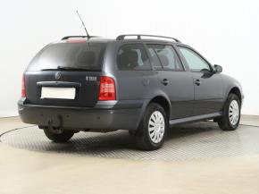 Škoda Octavia  1.6 Ambiente 