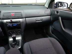 Škoda Octavia  1.6 Ambiente 