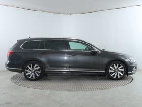 Volkswagen Passat  2.0 TDI R-Line 