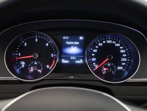 Volkswagen Passat  2.0 TDI R-Line 