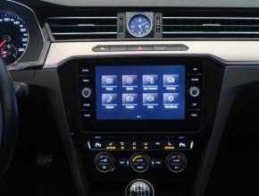Volkswagen Passat  2.0 TDI R-Line 