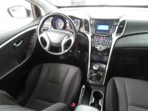 Hyundai i30  1.6 GDI 