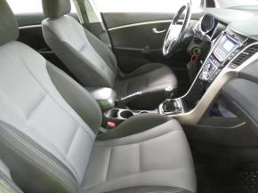 Hyundai i30  1.6 GDI 