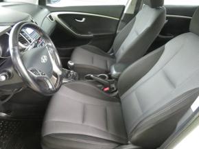 Hyundai i30  1.6 GDI 