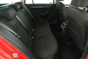Škoda Octavia  Scout 2.0 TDI 