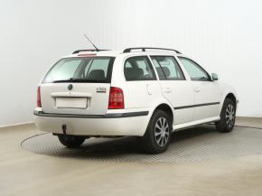 Škoda  1.6 Tour