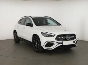 Mercedes-Benz  GLA 200 AMG Line