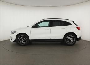 Mercedes-Benz GLA  GLA 200 AMG Line 