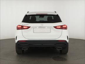 Mercedes-Benz GLA  GLA 200 AMG Line 
