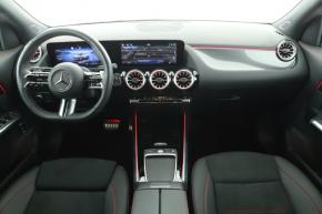 Mercedes-Benz GLA  GLA 200 AMG Line 