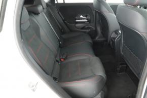 Mercedes-Benz GLA  GLA 200 AMG Line 