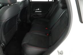 Mercedes-Benz GLA  GLA 200 AMG Line 