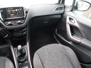 Peugeot 2008  1.2 PureTech 