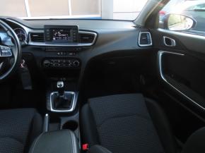 Kia Ceed  1.4 CVVT 