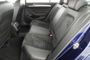 Volkswagen Passat  2.0 TDI R-Line 