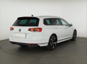 Volkswagen Passat  2.0 TDI R-Line 