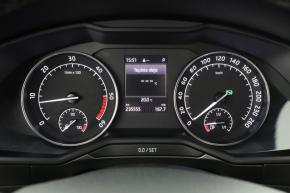 Škoda Superb  2.0 TDI 
