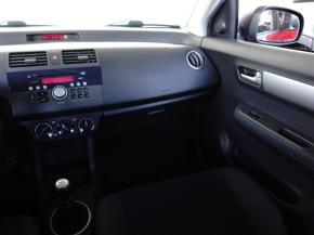Suzuki Swift  1.3 