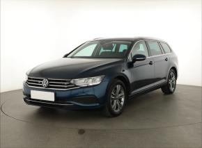 Volkswagen Passat  1.5 TSI Elegance 