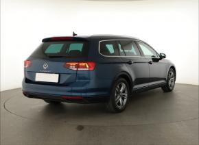 Volkswagen Passat  1.5 TSI Elegance 