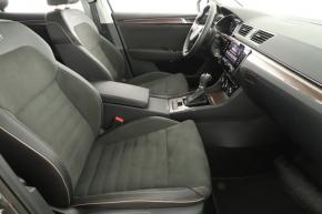 Škoda Superb  2.0 TDI Scout 