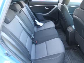 Hyundai i30  1.6 MPI Active 