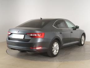 Škoda Superb  2.0 TDI 