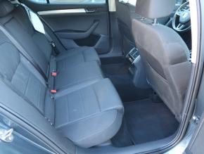 Škoda Superb  2.0 TDI 