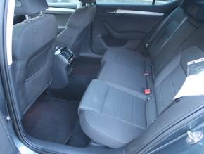 Škoda Superb  2.0 TDI 