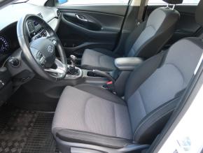 Hyundai i30  1.5 DPI Comfort 