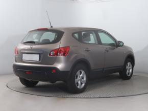 Nissan Qashqai  1.6 