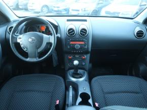 Nissan Qashqai  1.6 