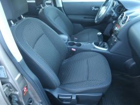 Nissan Qashqai  1.6 