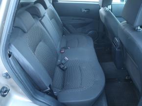 Nissan Qashqai  1.6 