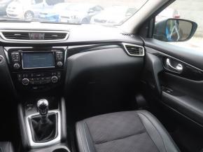 Nissan Qashqai  1.2 DIG-T Tekna 