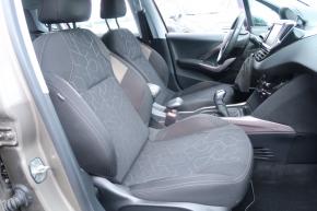 Peugeot 2008  1.2 PureTech 