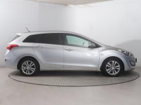 Hyundai i30  1.6 MPI 