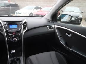 Hyundai i30  1.6 MPI 
