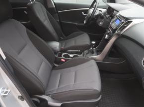 Hyundai i30  1.6 MPI 