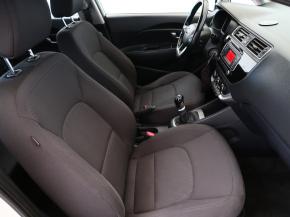 Kia Rio  1.4 CRDi Silver 