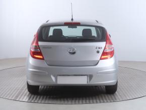 Hyundai i30  1.4 CVVT 