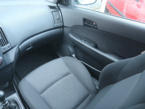 Hyundai i30  1.4 CVVT 