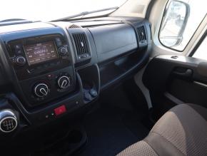 Peugeot Boxer  2.2 BlueHDi . 
