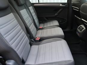 Volkswagen Touran  2.0 TDI R-Line 