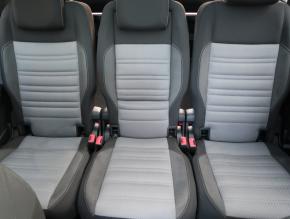 Volkswagen Touran  2.0 TDI R-Line 