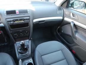 Škoda Octavia  1.6 